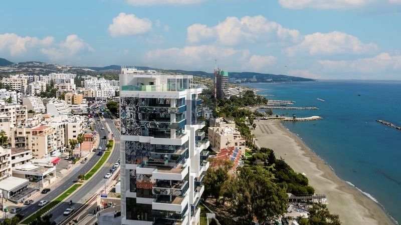 Property photo 3 of 50