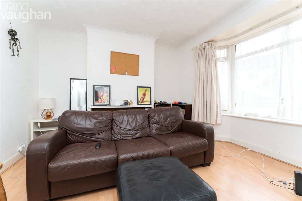 Property photo 3 of 15 Picture No. 03