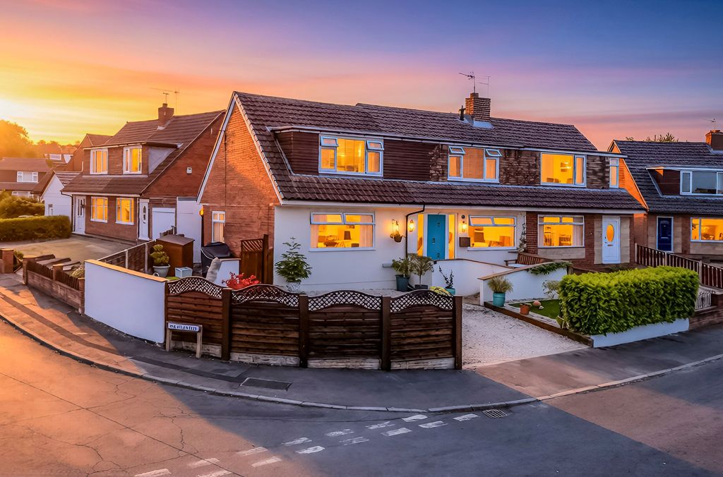 Property photo 1 of 43