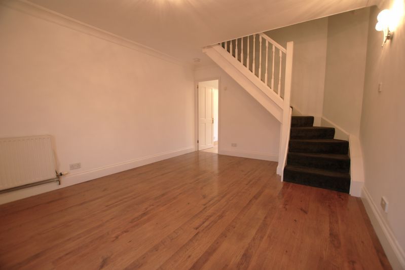 Property photo 2 of 9 Photo 10