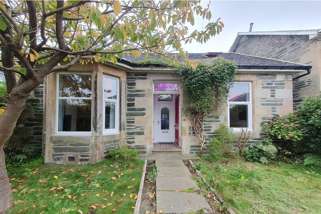 Property photo 1 of 9