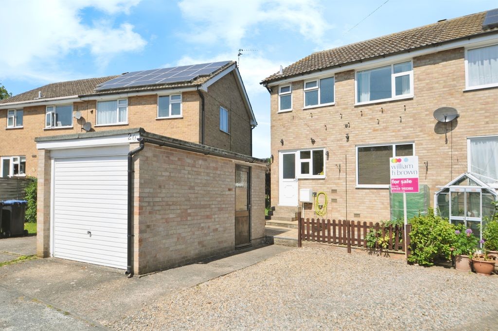 Property photo 2 of 13