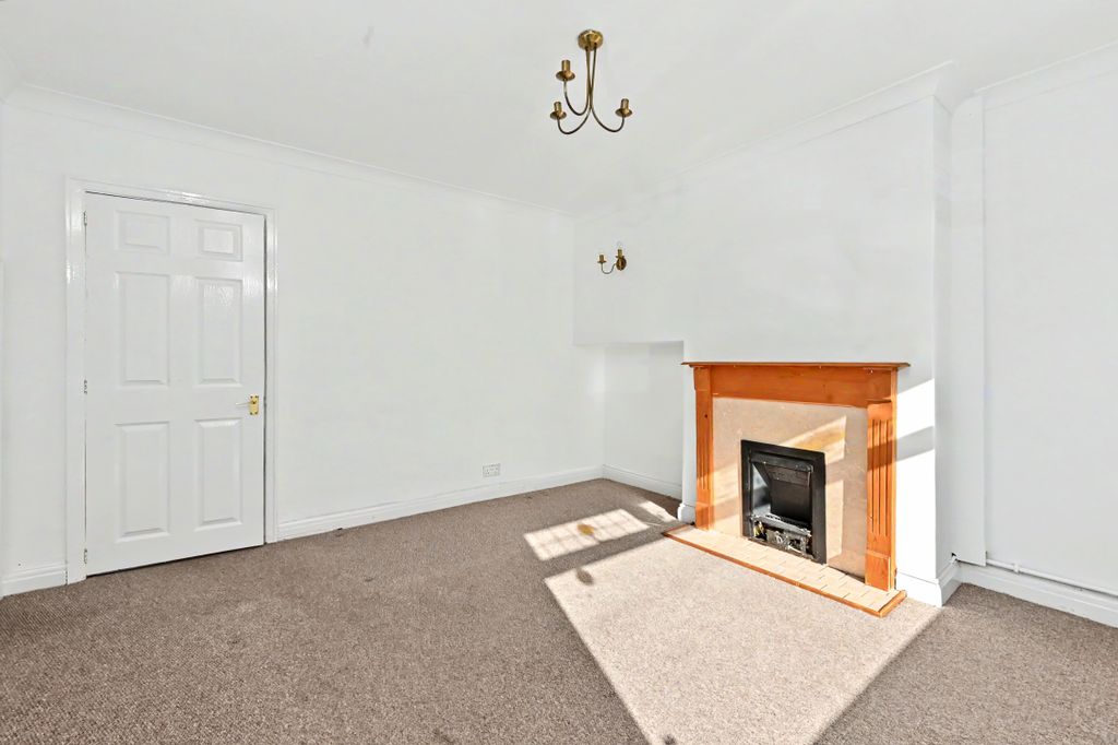 Property photo 3 of 10 Rhm_8863