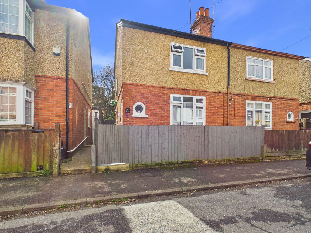 Property photo 1 of 8
