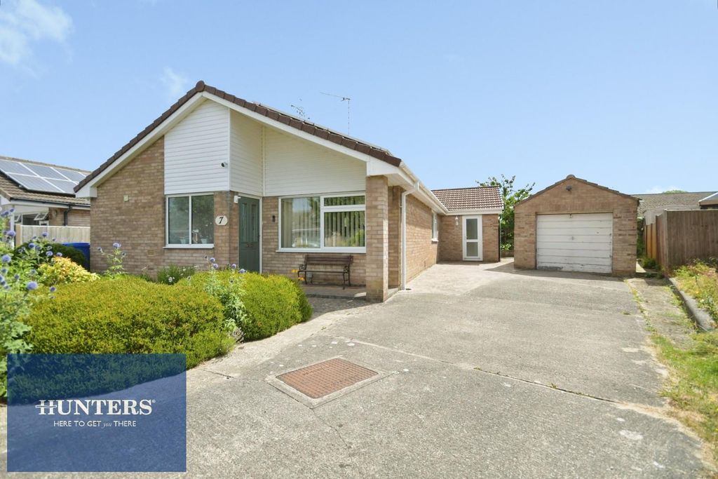Property photo 1 of 19 Front 01.Jpg