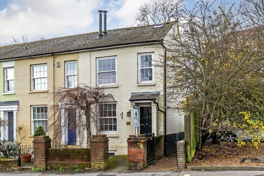 Property photo 1 of 20