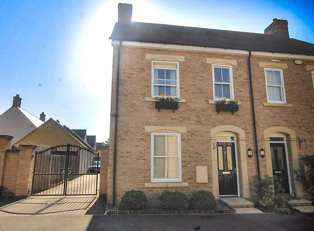 Property photo 1 of 24 Edison Way New.Jpg