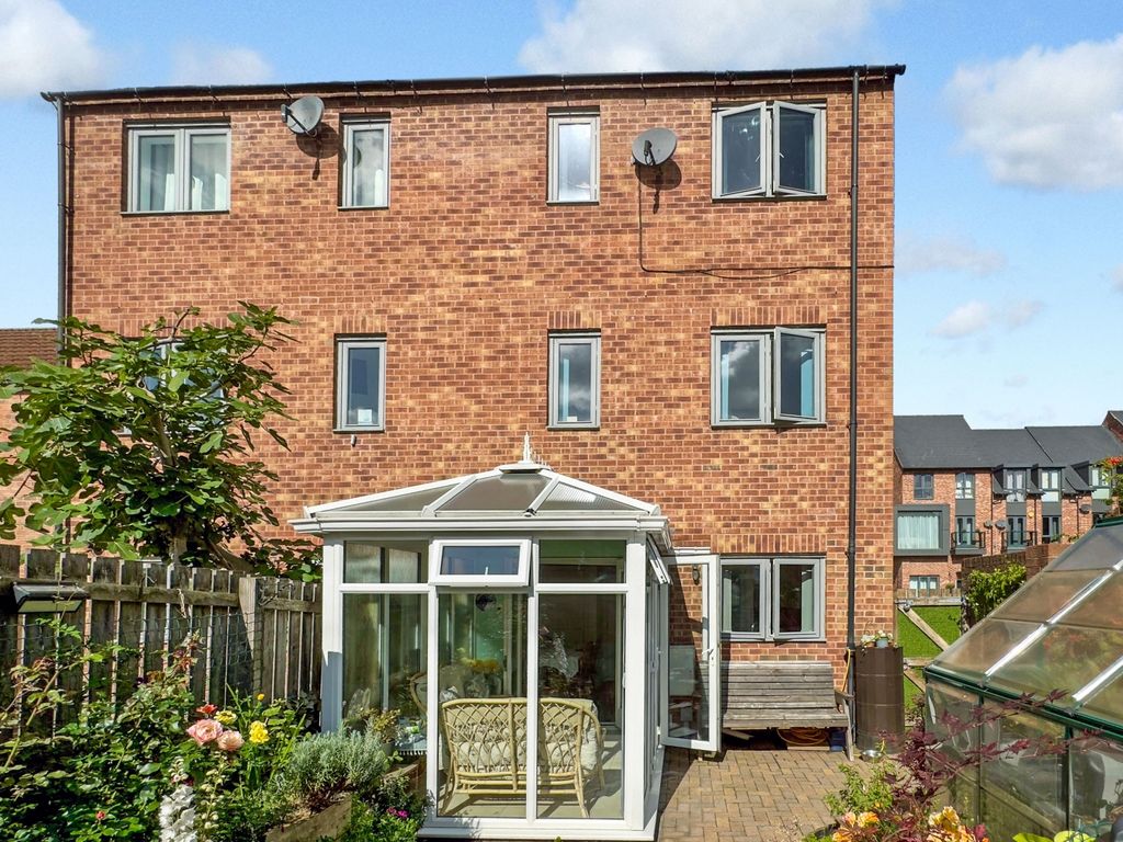 Property photo 2 of 17 Img_4147
