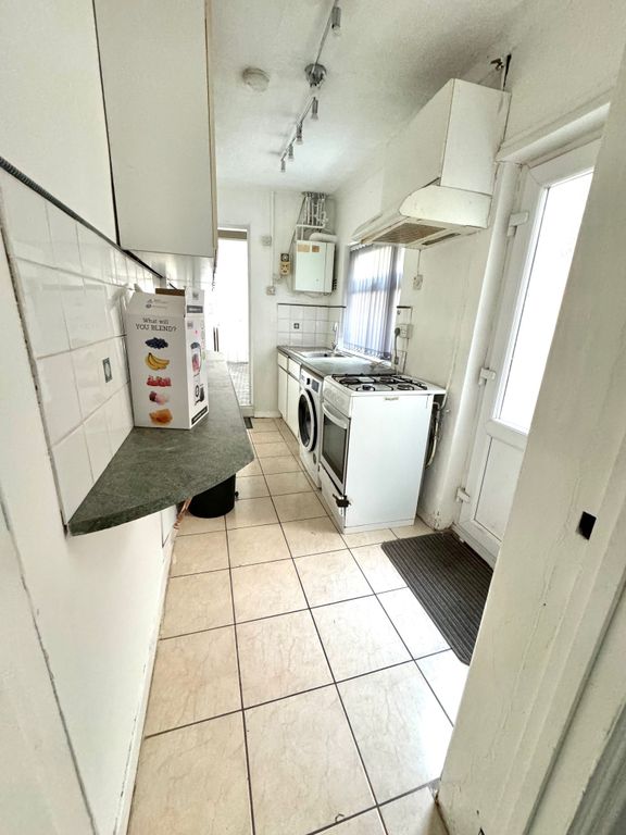 Property photo 3 of 7 Image