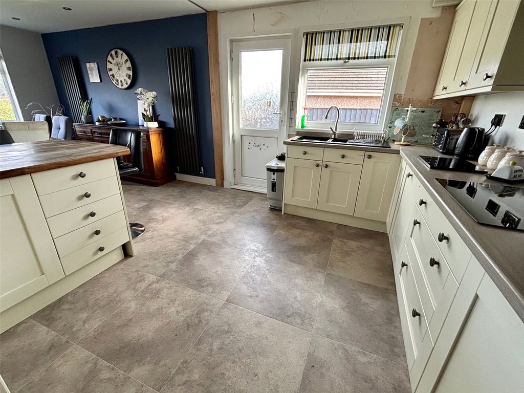 Additional image 11 of 3 bed bungalow for saleSkomer Drive, Milford Haven, Pembrokeshire SA73
