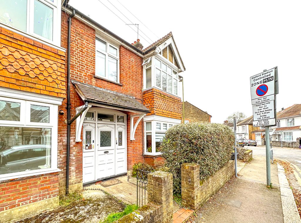 Property photo 1 of 11