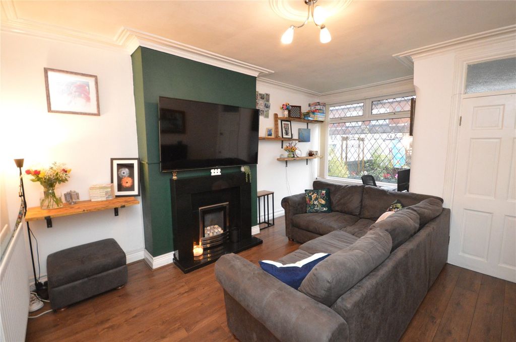 Property photo 2 of 11 Picture 2