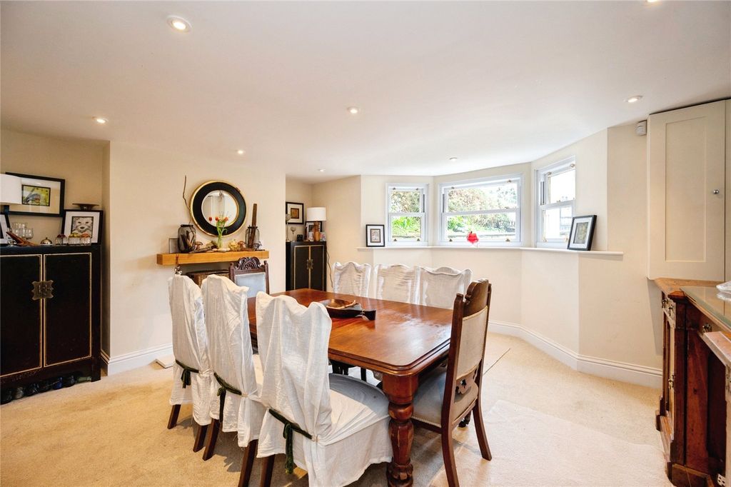 Property photo 2 of 26 Picture No. 34