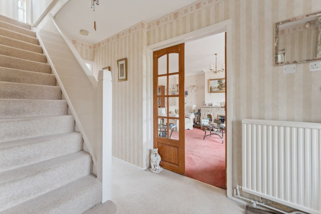 Property photo 2 of 9