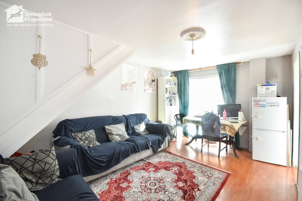 Property photo 3 of 14 Image 2