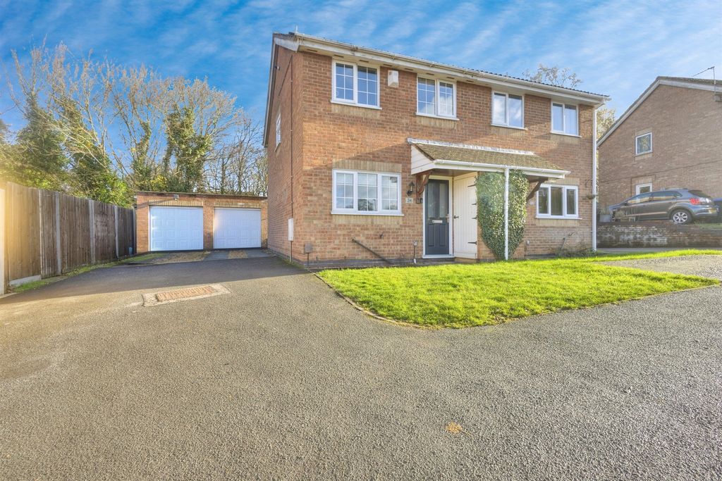 Property photo 1 of 18