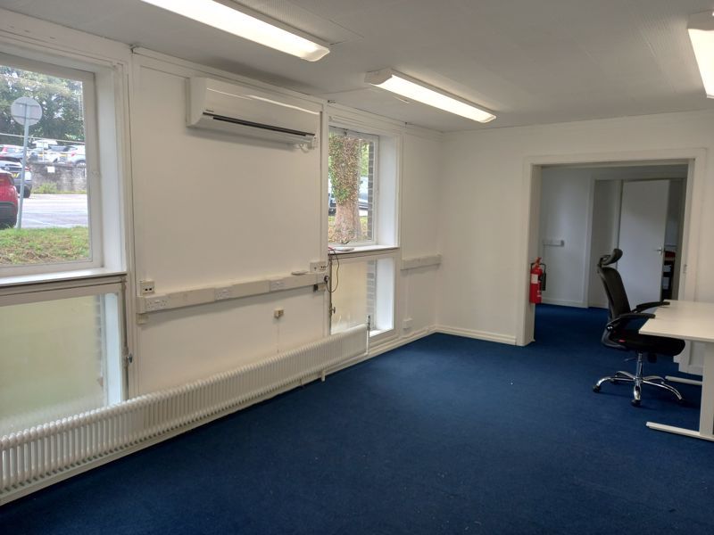 Property photo 3 of 12 Photo 14