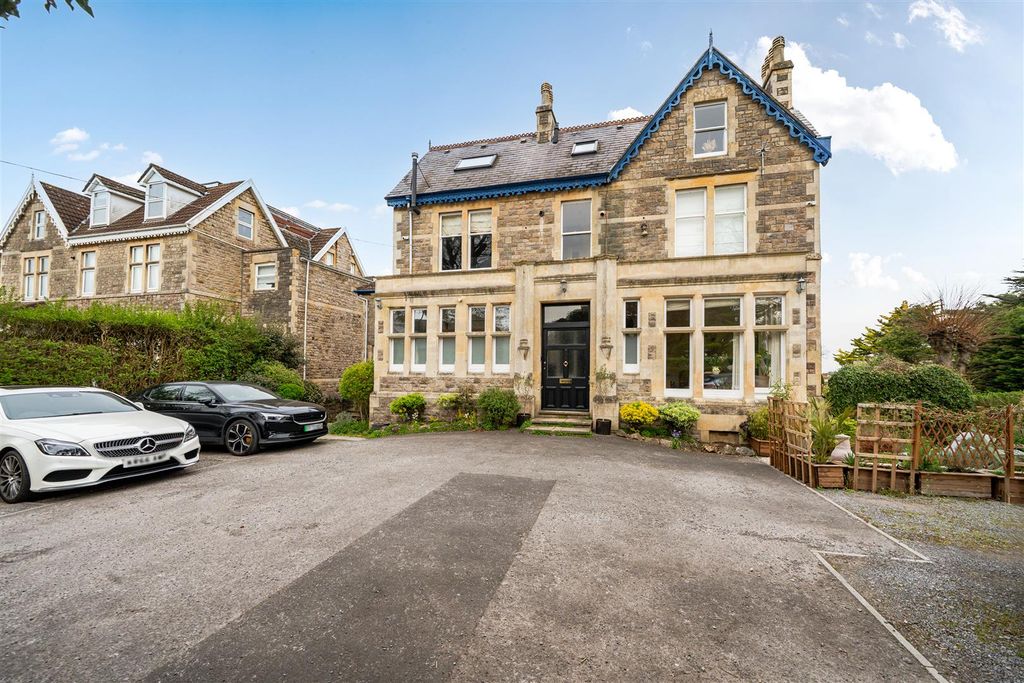 Property photo 1 of 35 1440888-10-69d75Fb2E9780.Jpg