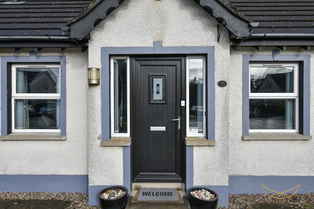 Property photo 3 of 42 Dhp-9.Jpg