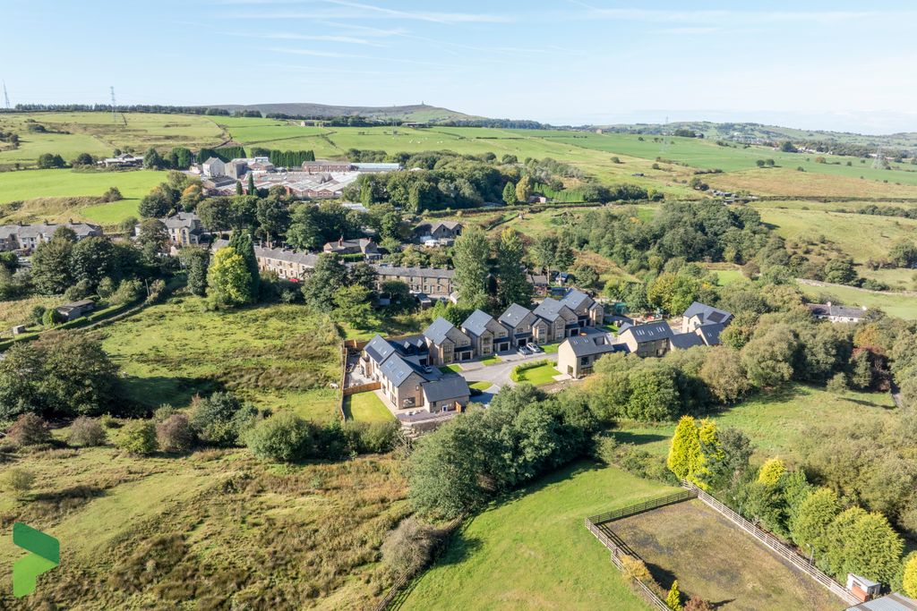 Property photo 3 of 60