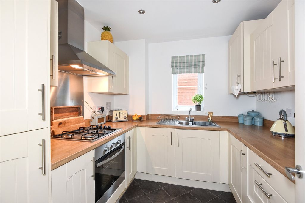 Property photo 3 of 7 Picture No. 06