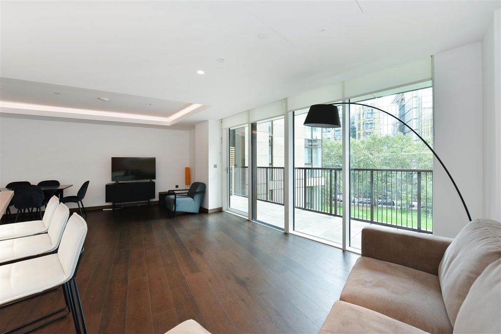 Property photo 1 of 21 401 Betula House (6).Jpg