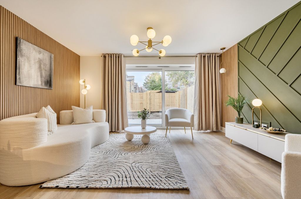 Property photo 1 of 19