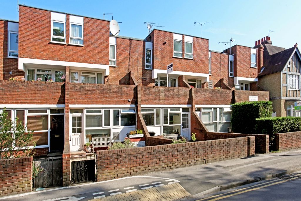 Property photo 1 of 21