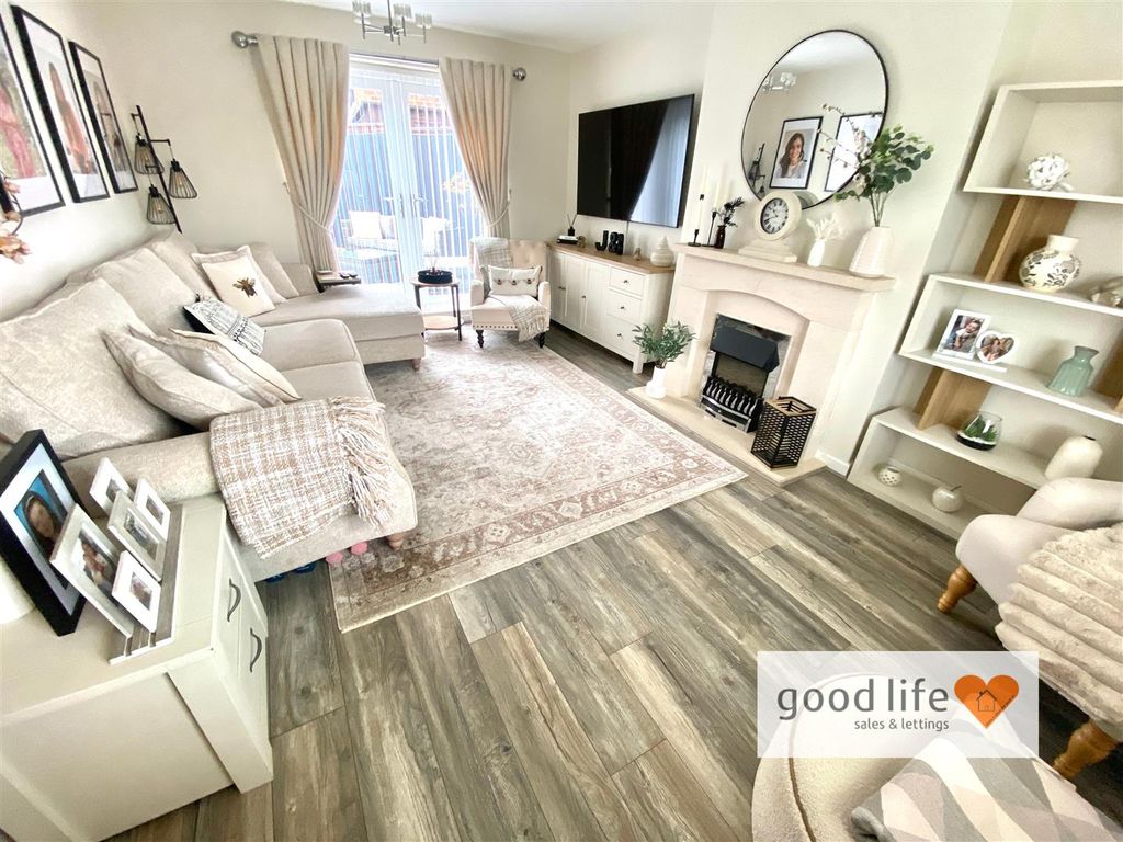 Property photo 2 of 22 20260409_094055654_Ios2Allndaleroad.Jpg