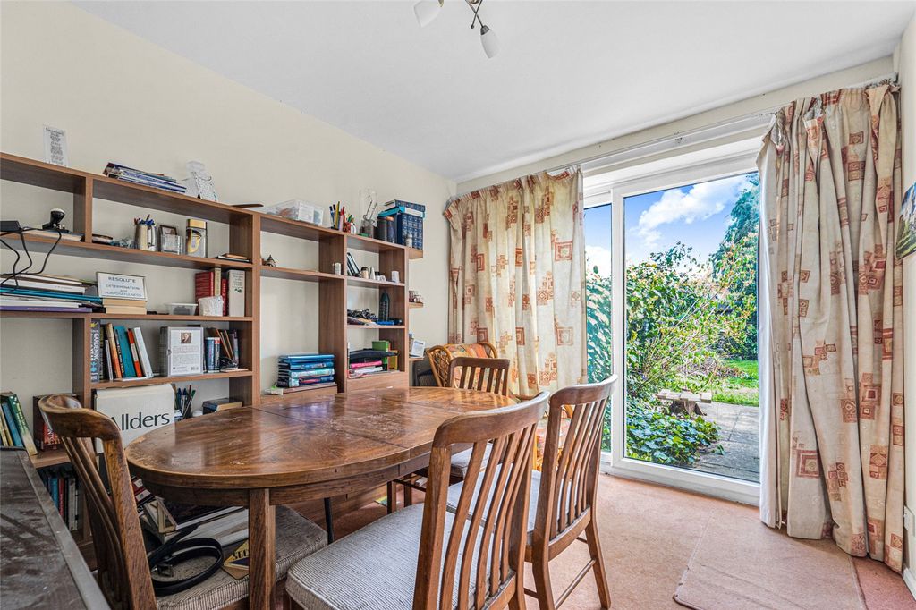 Property photo 2 of 16 Picture No. 04