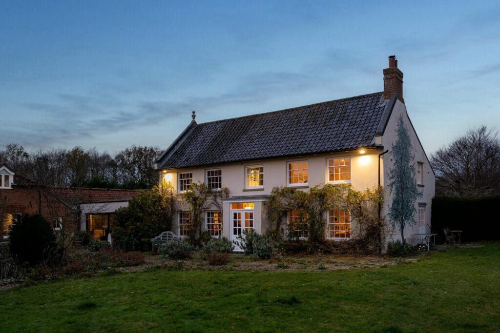 Property photo 1 of 85