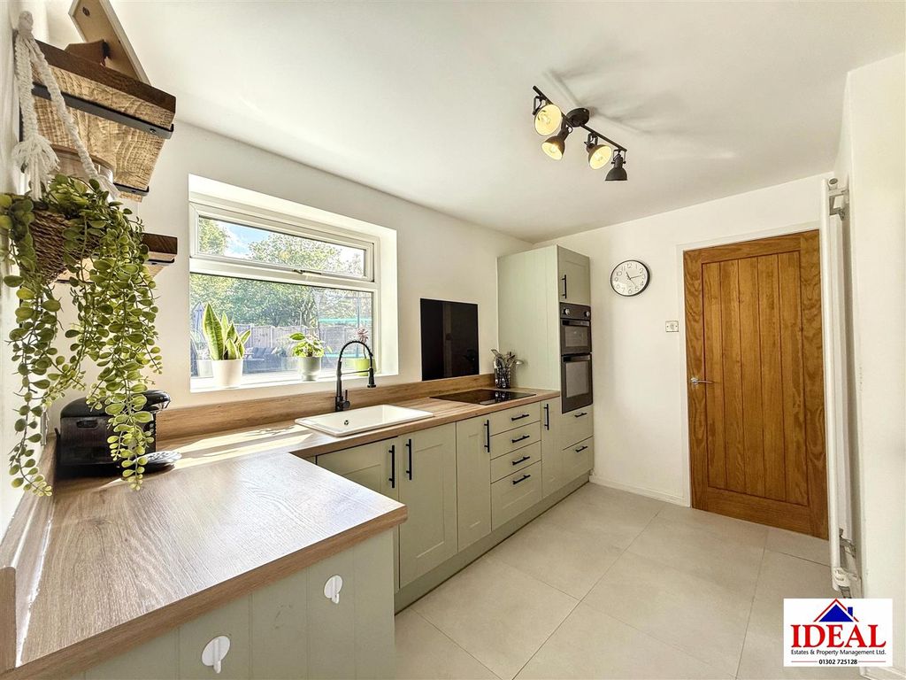 Property photo 2 of 24 Image00024.Jpg