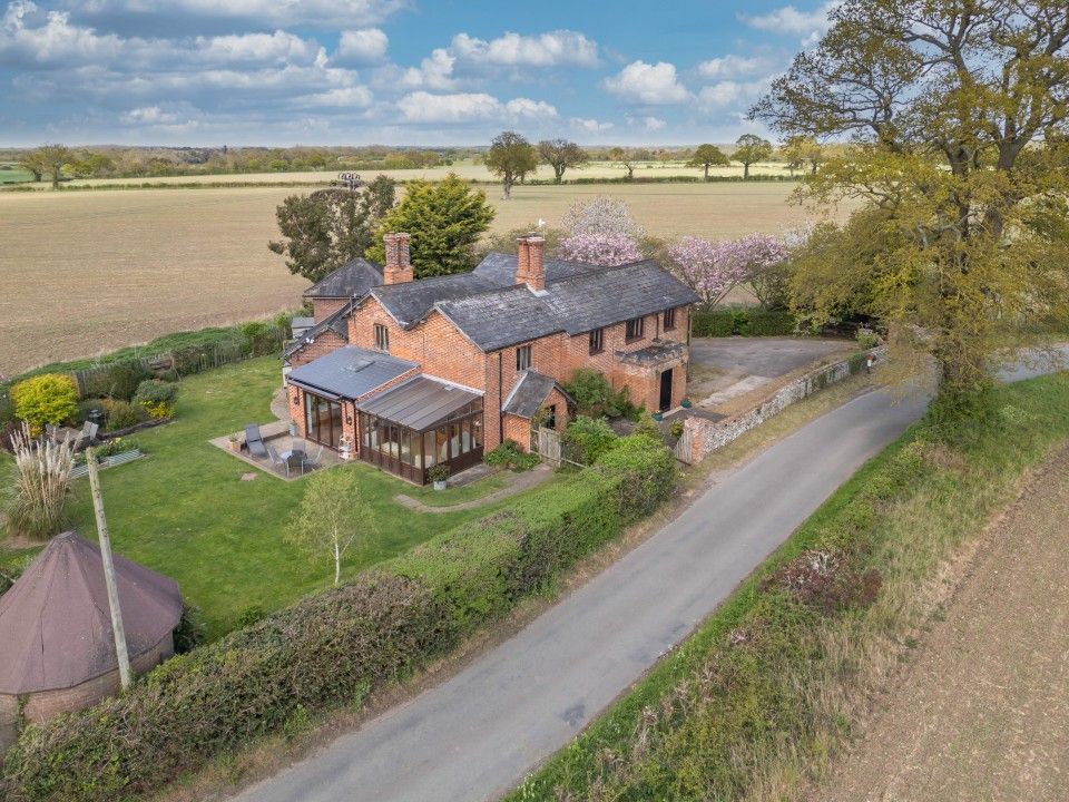 Property photo 1 of 34