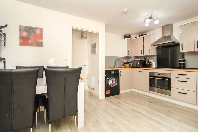 Property photo 3 of 14 Kitchen / Diner