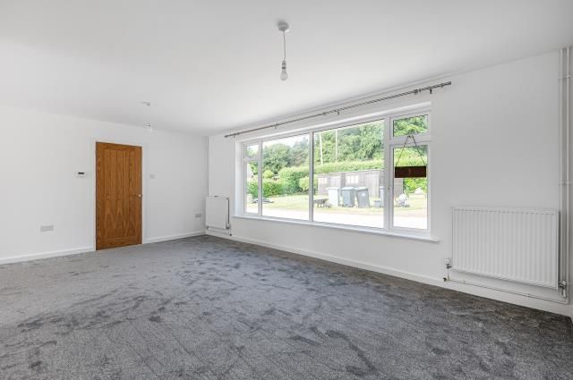 Property photo 3 of 10 Reception Area