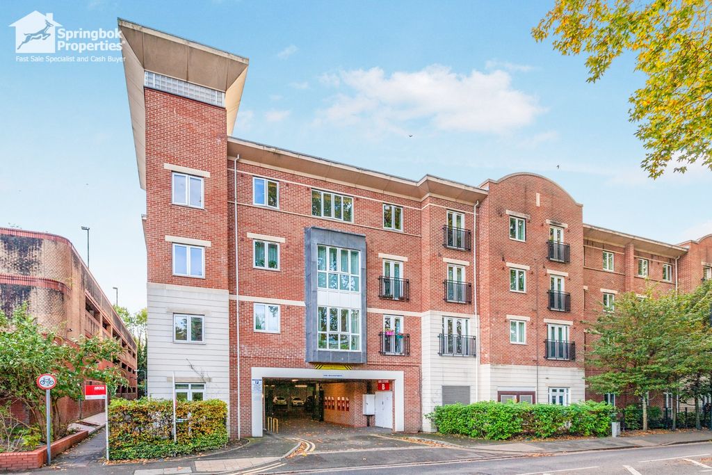 Property photo 1 of 9 Front View