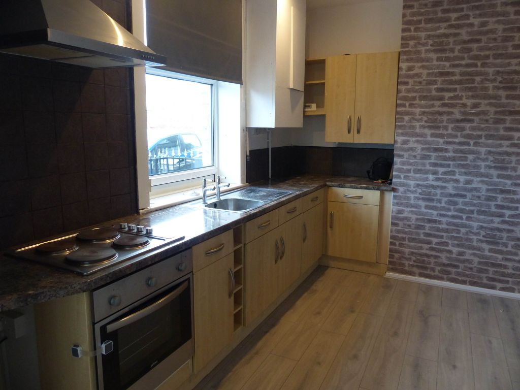 Property photo 3 of 9 Photo