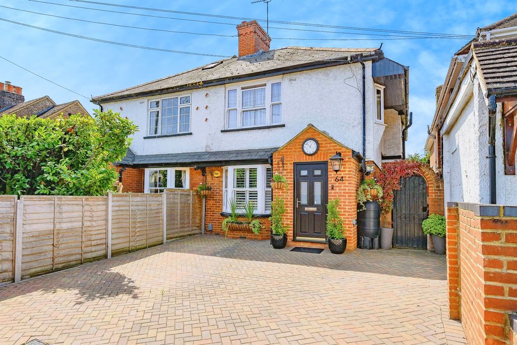 Property photo 1 of 16