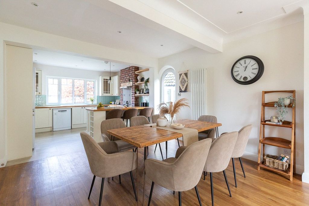 Property photo 3 of 24 Picture No. 31