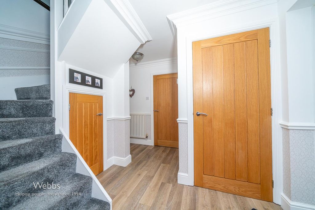 Property photo 2 of 48 Â©Webbsâ© (15 Of 72).Jpg