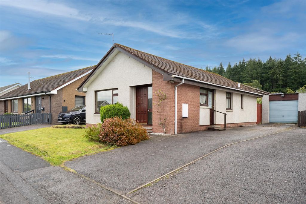 Property photo 1 of 11 1-11, Lochlann Road Culloden, Inverness, IV2 7Hb.J