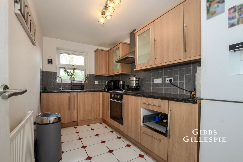 Property photo 2 of 13 Pbox-Img.Jpg