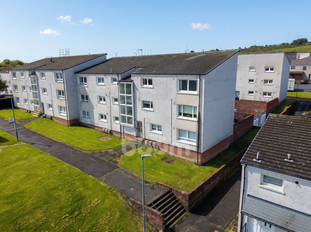 Property photo 1 of 19 Maybole Road, Port Glasgow Two Bedroom Top Floor A