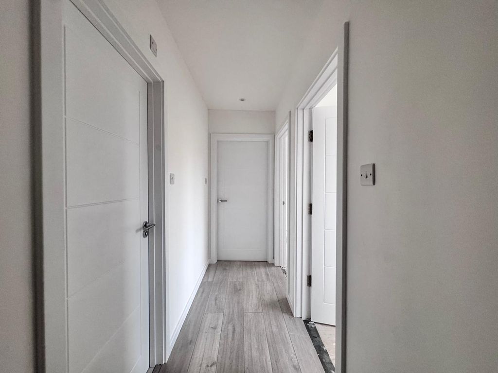 Property photo 3 of 11 Whatsapp Image 2025-11-14 At 09.43.37 (1)