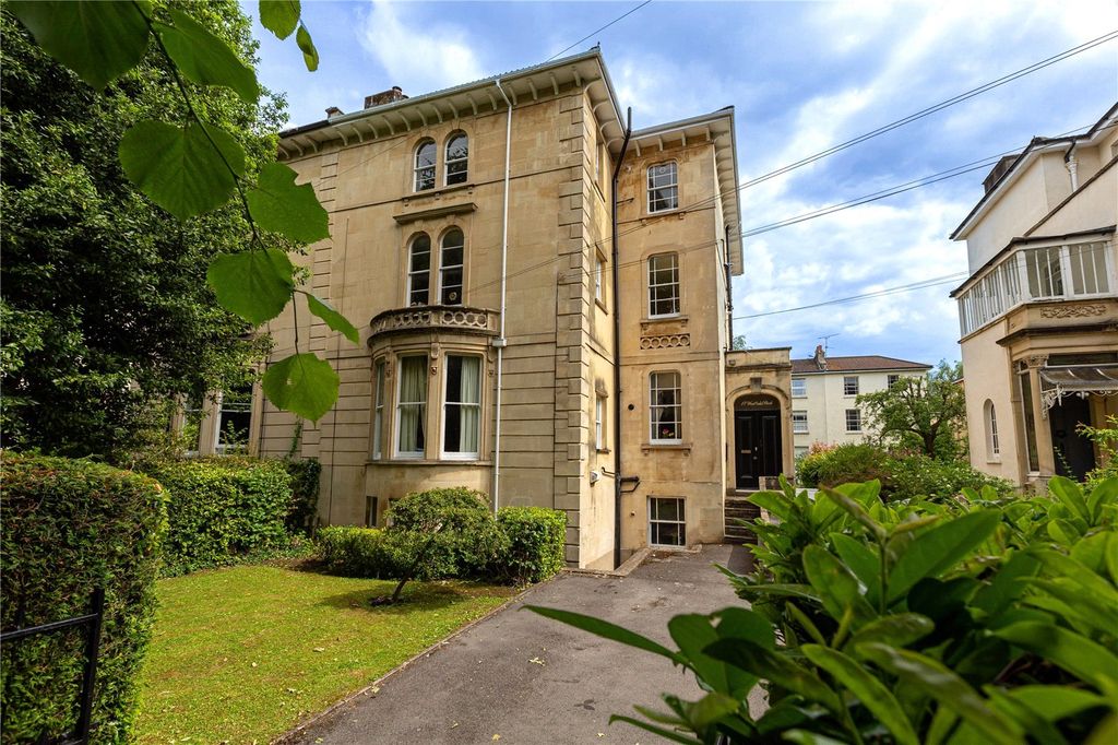 Property photo 1 of 11 Picture No. 01
