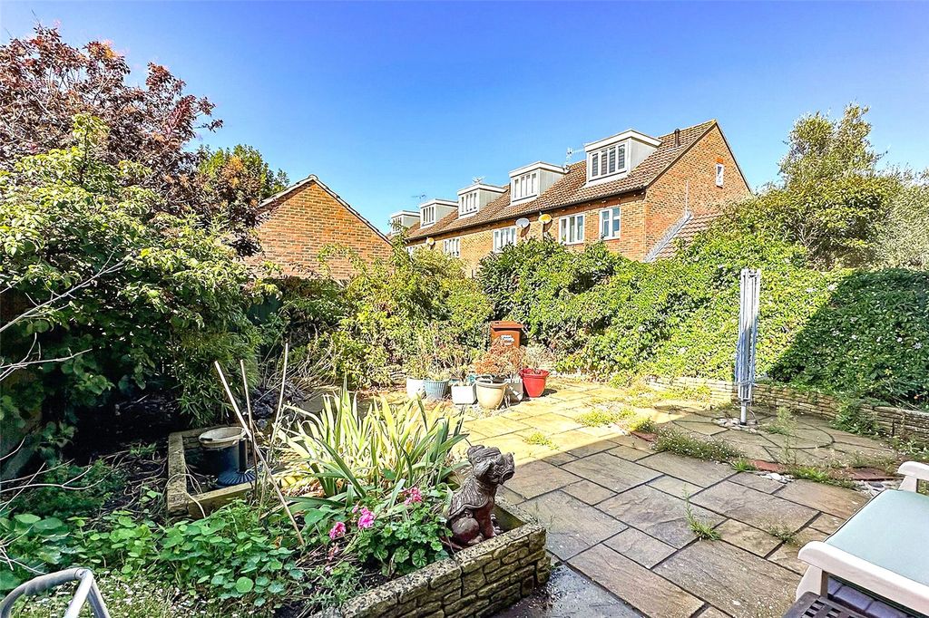Property photo 2 of 3 Picture No. 09