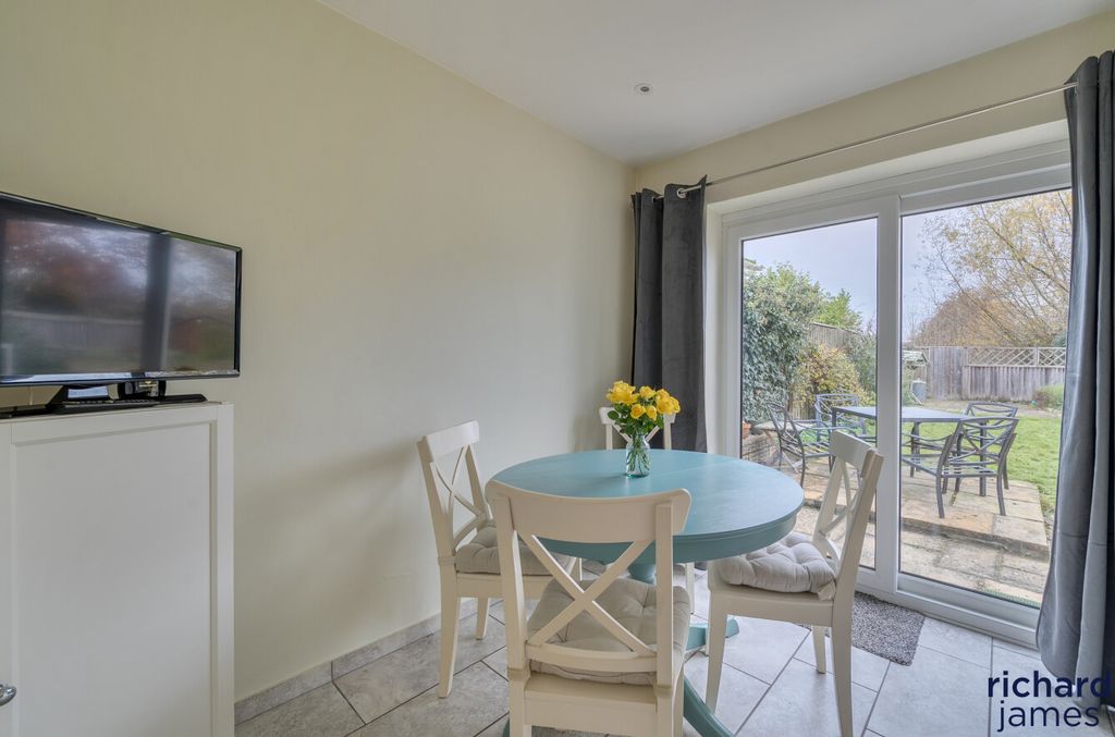 Property photo 3 of 15 6210Ddec57Fc40Ff95c984E5Edc6Fbb7