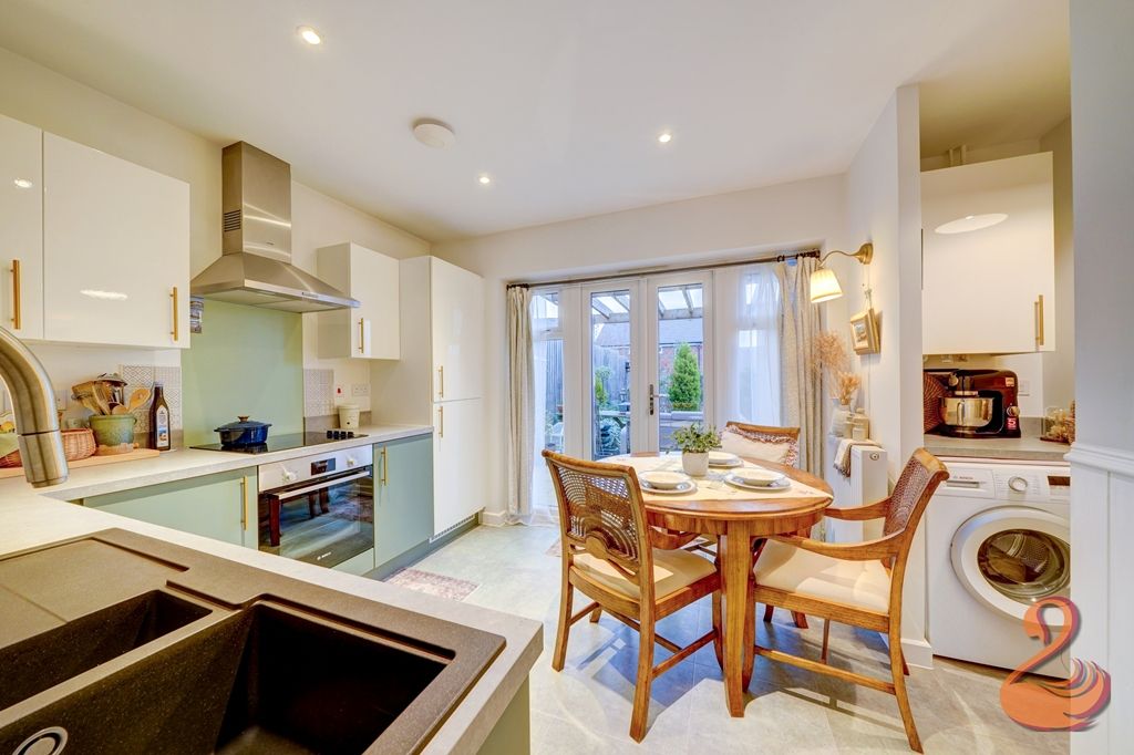 Property photo 2 of 39