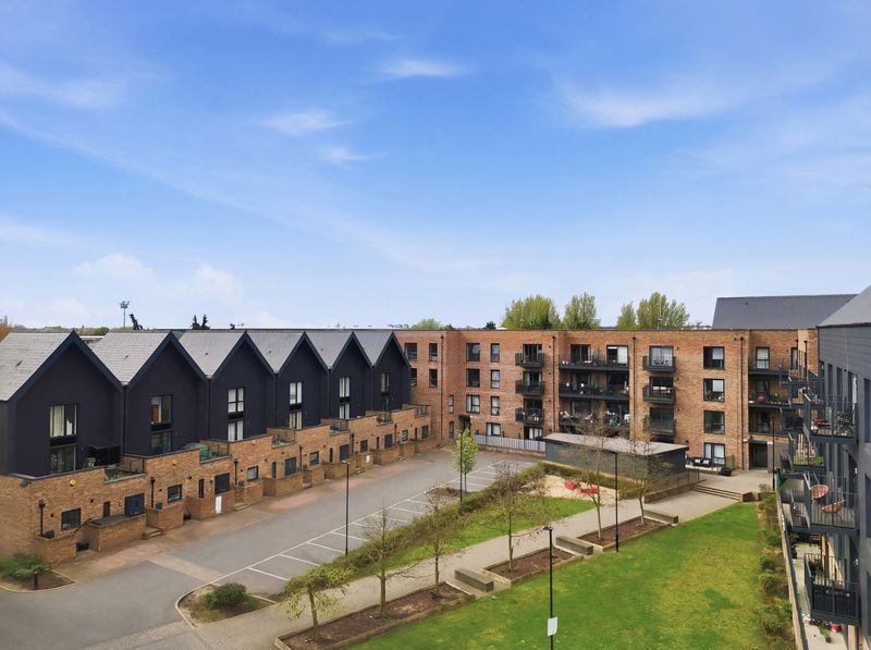 Property photo 1 of 21 Photo 3