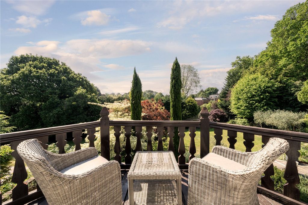 Property photo 3 of 15 Balcony